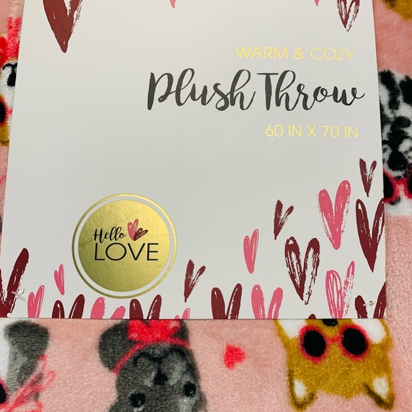 Cute Dog blanket “I Woof You Forever” warm, cozy and pink - Picture 6 of 7